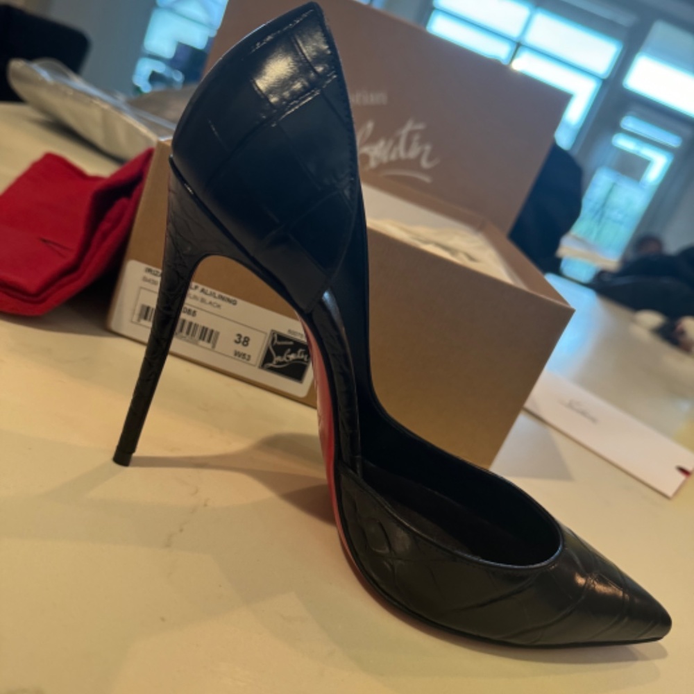 iriza heels
